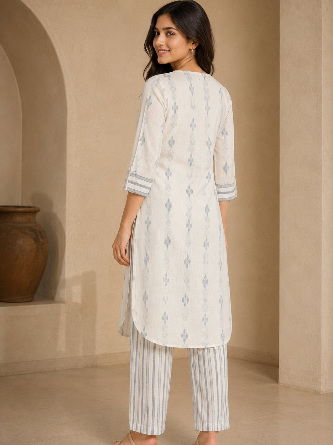 Off White Kurta with Blue Butti and Pant - BluAuraa