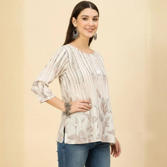 Women wearing Bluauraa Tunic/Kurti/Tops