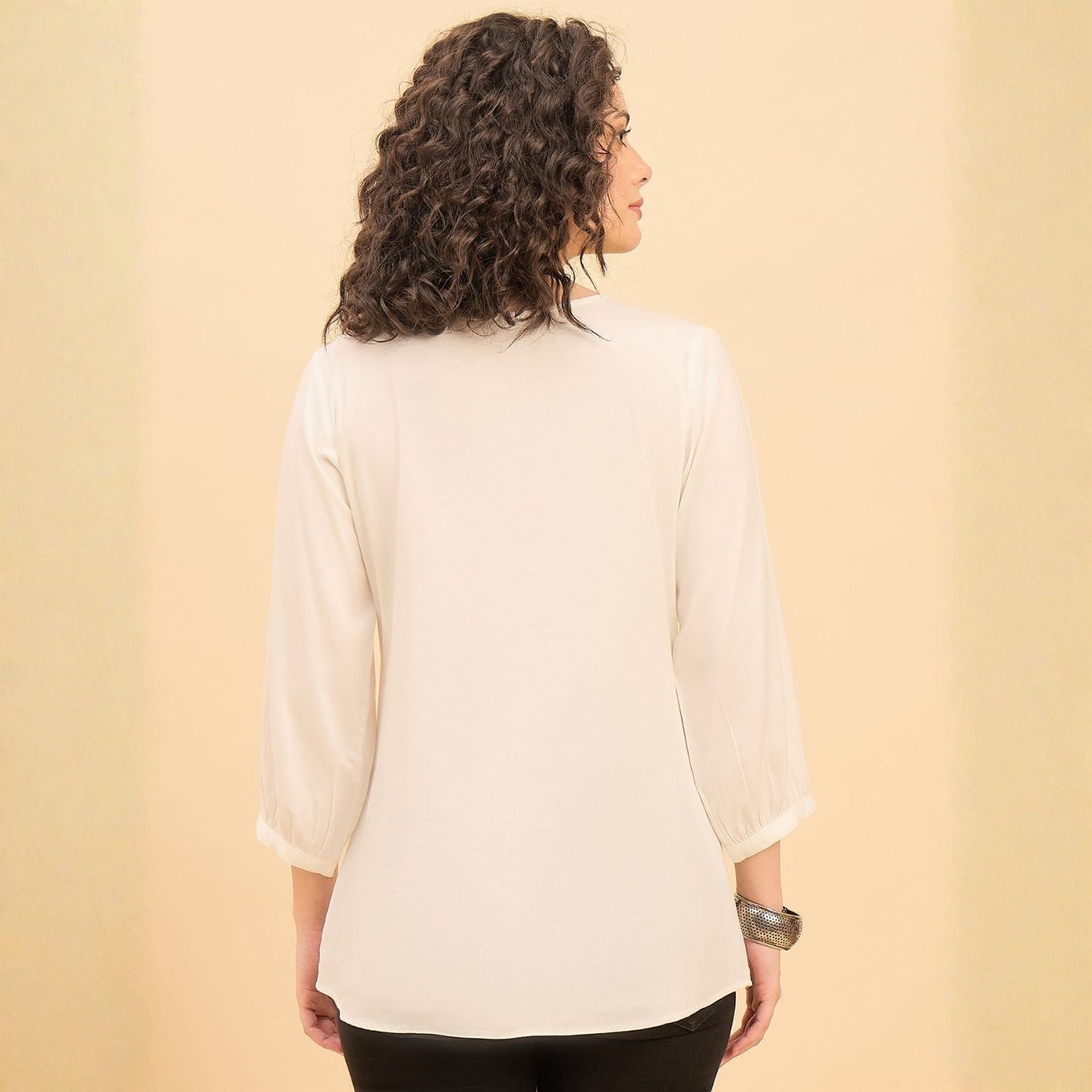 Women wearing Bluauraa Tunic/Kurti/Tops