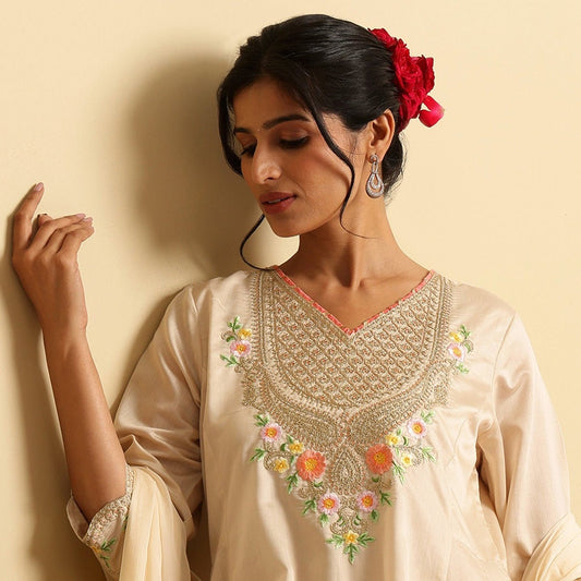 Chanderi Silk Embroidered Anarkali Set - Bluauraa