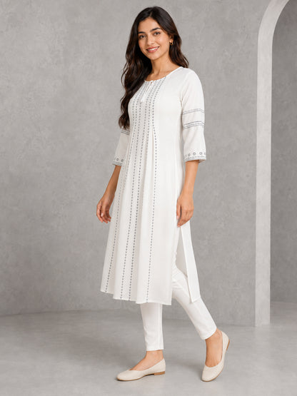 Women wearing Bluauraa Tunic/Kurti/Tops