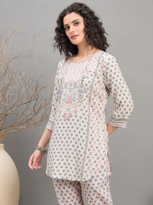 Women wearing Bluauraa Tunic/Kurti/Tops