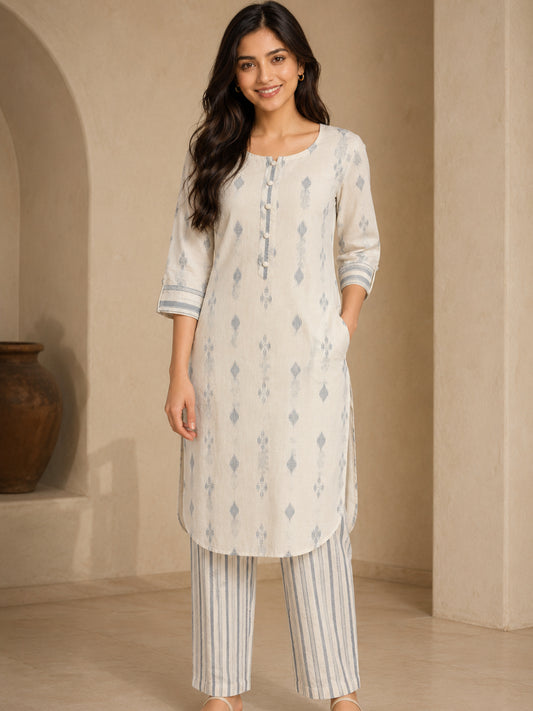 Women wearing Bluauraa Tunic/Kurti/Tops