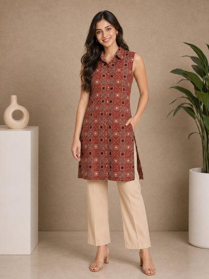 Women wearing Bluauraa Tunic/Kurti/Tops