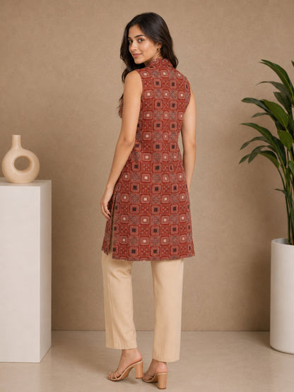 Women wearing Bluauraa Tunic/Kurti/Tops