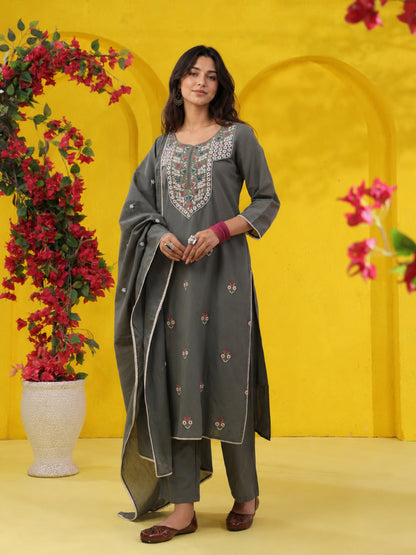Women wearing Bluauraa Tunic/Kurti/Tops