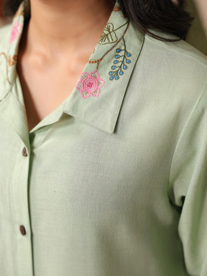 Women wearing Bluauraa Tunic/Kurti/Tops