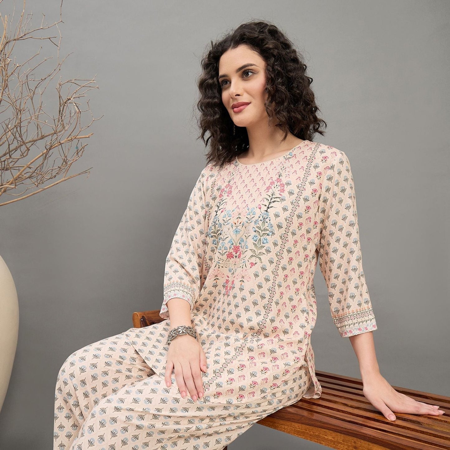 Women wearing Bluauraa Tunic/Kurti/Tops