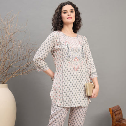 Women wearing Bluauraa Tunic/Kurti/Tops