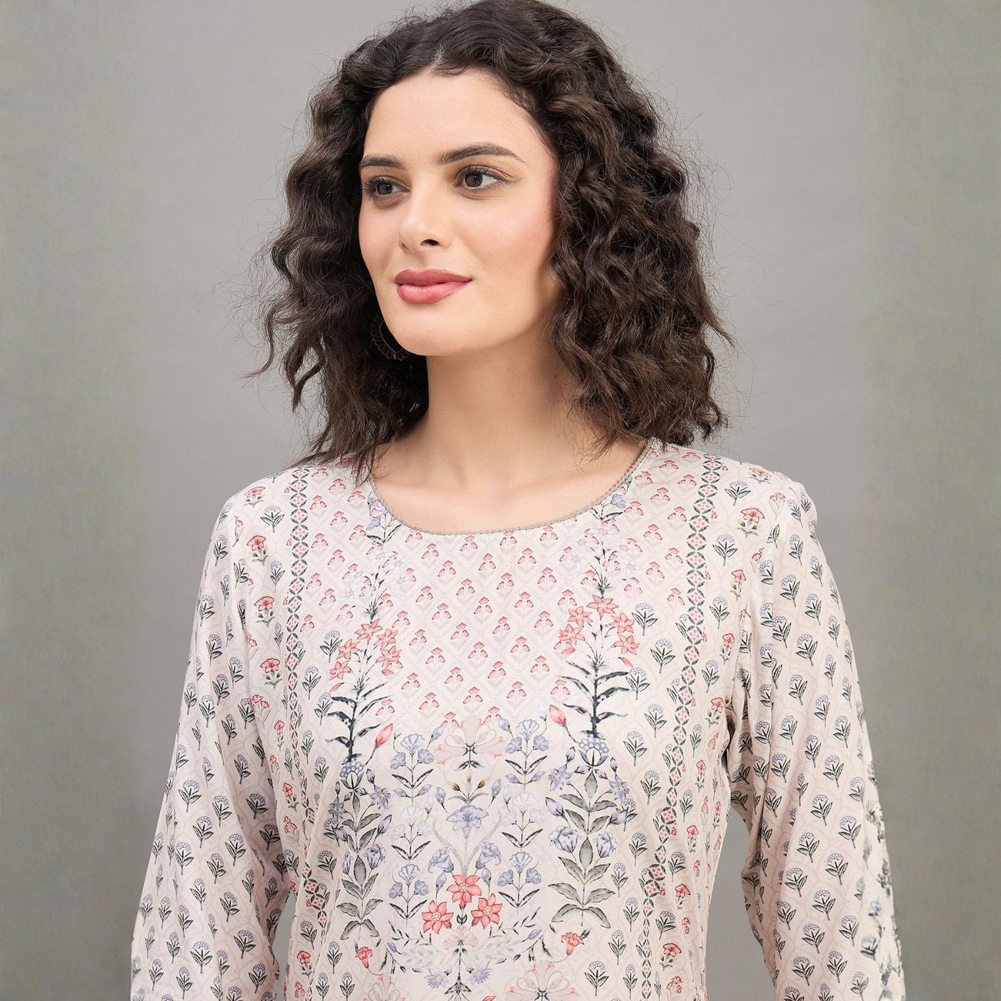Women wearing Bluauraa Tunic/Kurti/Tops