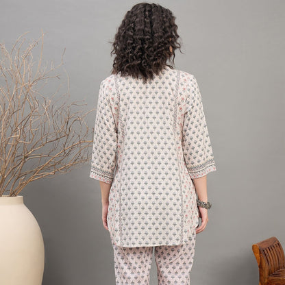 Women wearing Bluauraa Tunic/Kurti/Tops