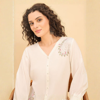 Women wearing Bluauraa Tunic/Kurti/Tops