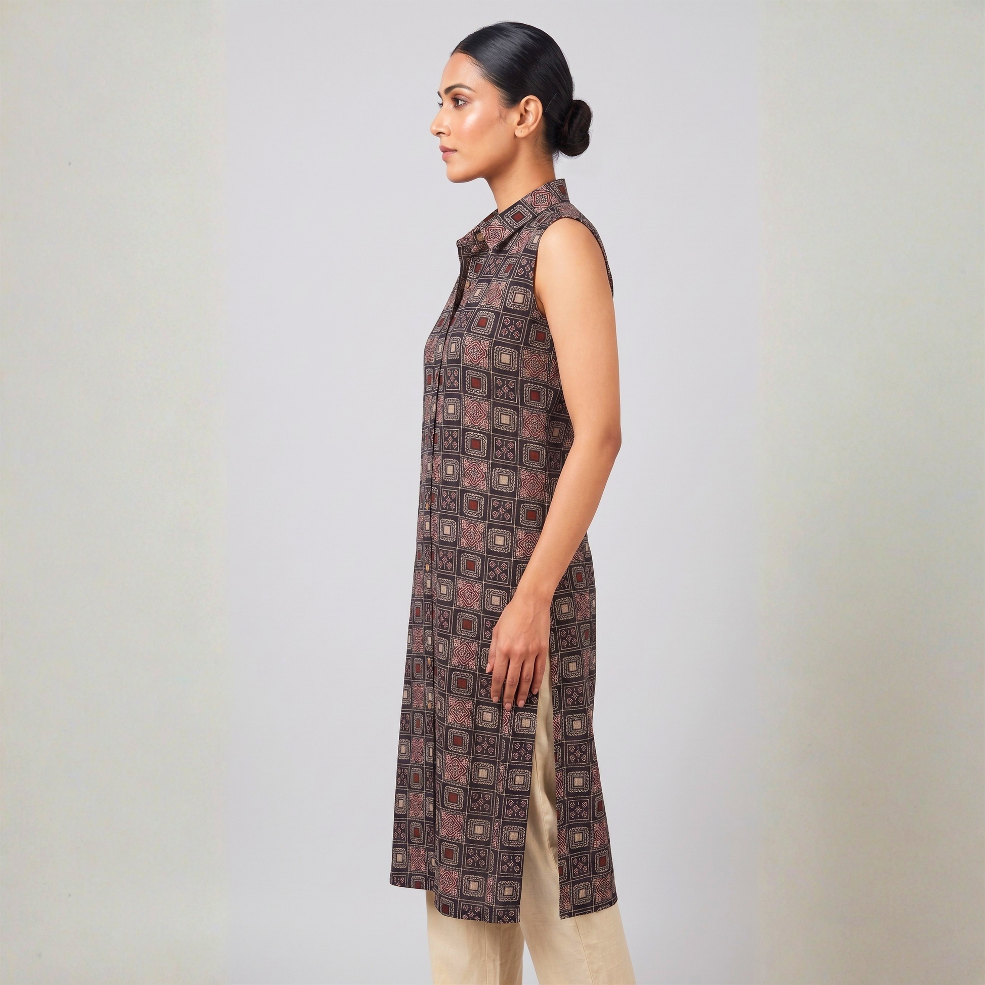 Women wearing Bluauraa Tunic/Kurti/Tops