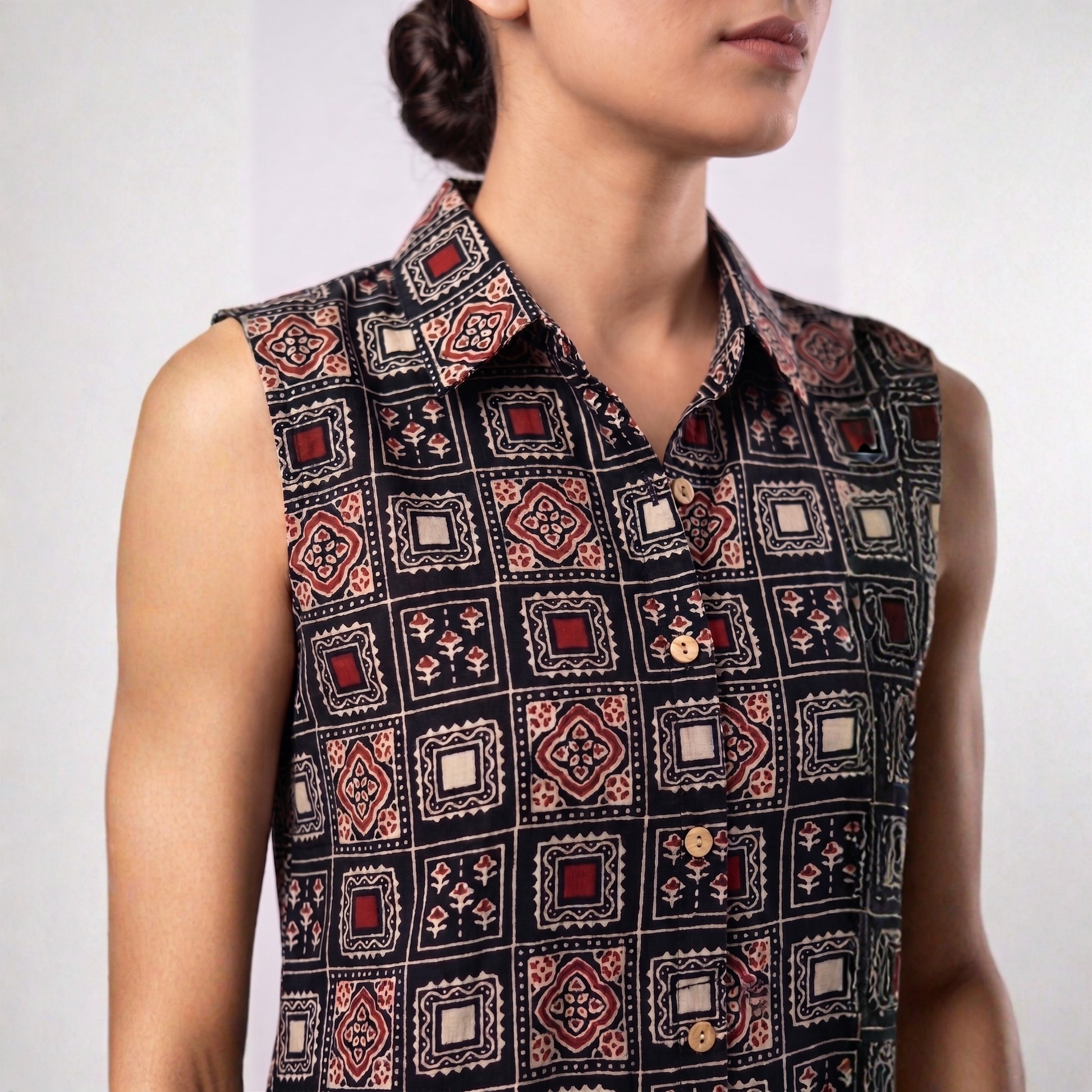 Women wearing Bluauraa Tunic/Kurti/Tops