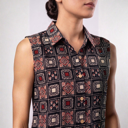 Women wearing Bluauraa Tunic/Kurti/Tops