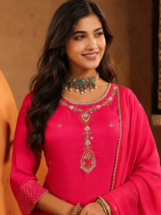 Women wearing Bluauraa Tunic/Kurti/Tops