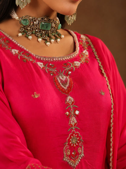 Women wearing Bluauraa Tunic/Kurti/Tops