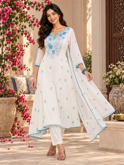 Women wearing Bluauraa Tunic/Kurti/Tops