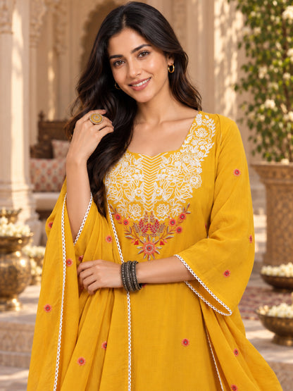 Women wearing Bluauraa Tunic/Kurti/Tops