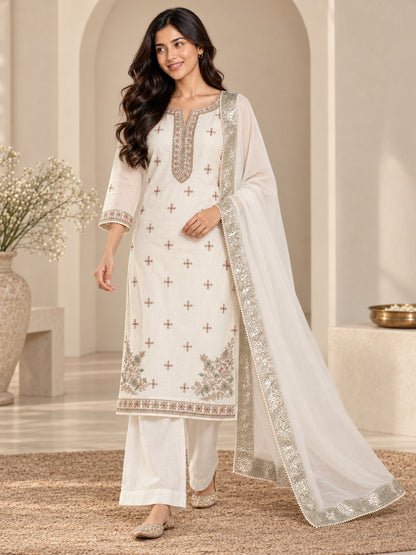 Women wearing Bluauraa Tunic/Kurti/Tops