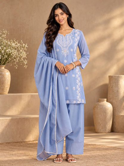 Women wearing Bluauraa Tunic/Kurti/Tops