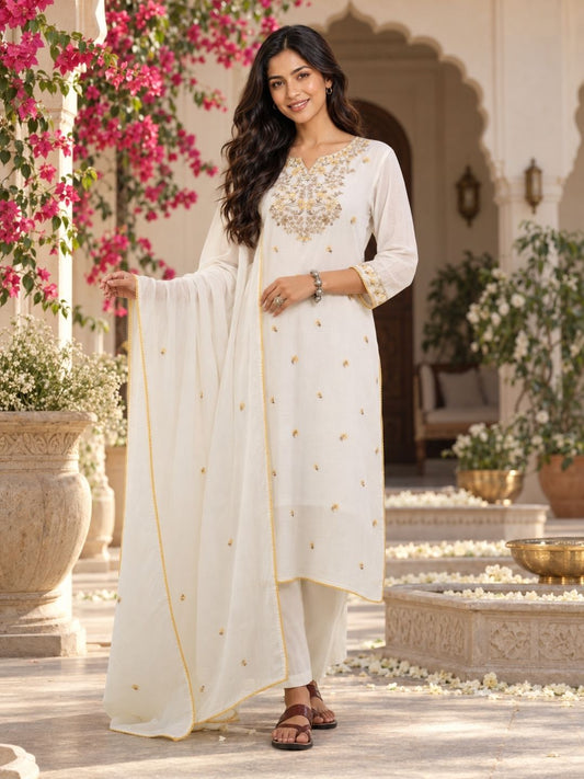 Women wearing Bluauraa Tunic/Kurti/Tops