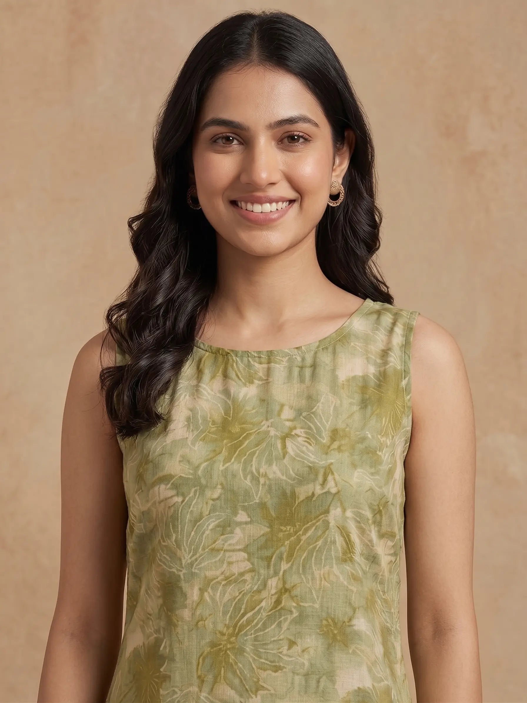 Women wearing Bluauraa Tunic/Kurti/Tops