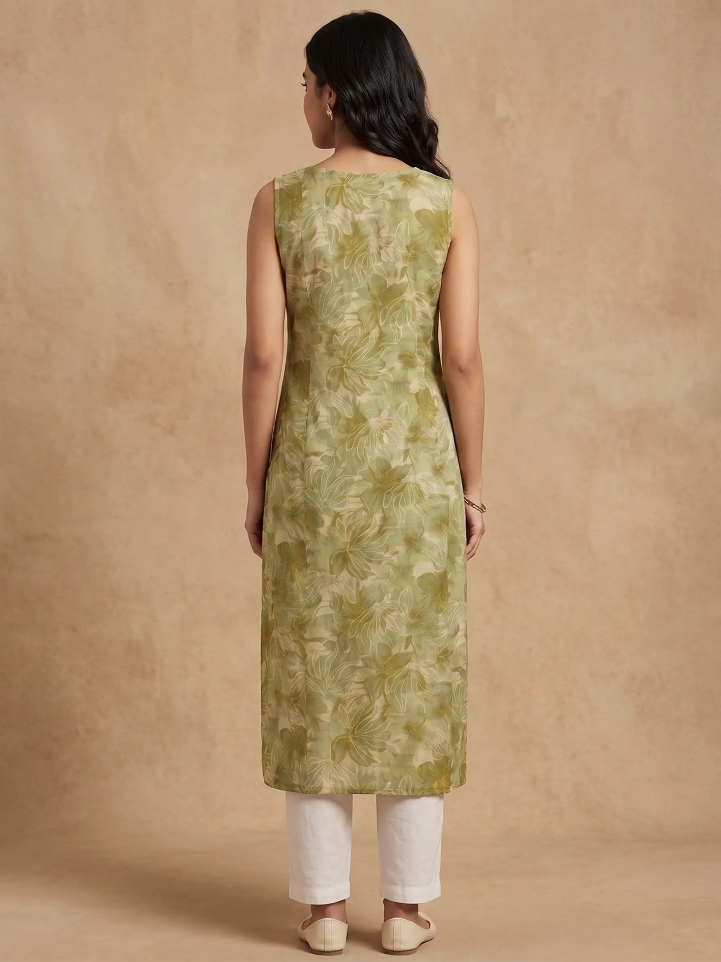 Women wearing Bluauraa Tunic/Kurti/Tops